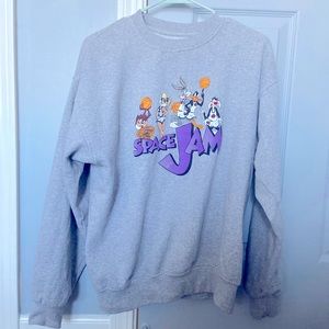 Space Jam sweatshirt in grey and a size medium